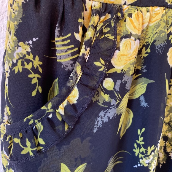 Short floral Mini Chica mini dress - Picture 2 of 5